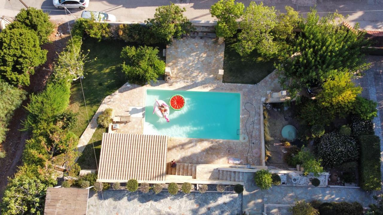 Pool And Sea View Apartments Agia Marina  ภายนอก รูปภาพ